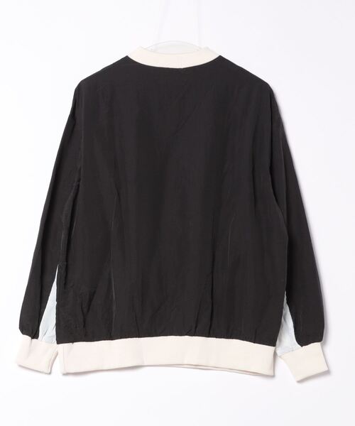 BARELY BLUE(ベアリーブルー)の「【 BARELY BLUE / ベアリーブルー 】 Vネック ユニフォーム デザイン ロンT(Tシャツ/カットソー・レディース・ブラック・S/M/L)」の2枚目の写真