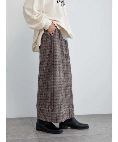 Samansa Mos2 blue（サマンサモスモスブルー）の「チェック柄カットジャカードナロースカート（スカート・レディース・モカ/ブラック/ブラウン/チャコールグレー・F）」の9枚目の写真