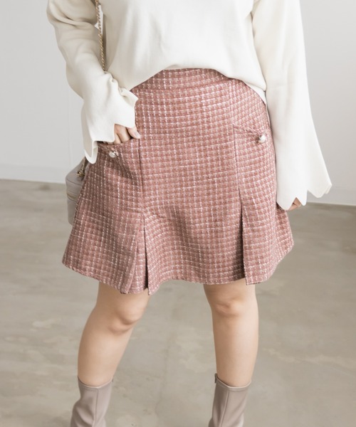 CLETTE(クレット)の「パールボタンツイードミニスカート(スカート・レディース・ピンク/ブルー/ブラック・3L/4L/LL)」の13枚目の写真