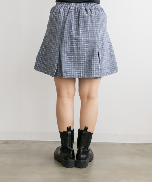 CLETTE(クレット)の「パールボタンツイードミニスカート(スカート・レディース・ピンク/ブルー/ブラック・3L/4L/LL)」の17枚目の写真