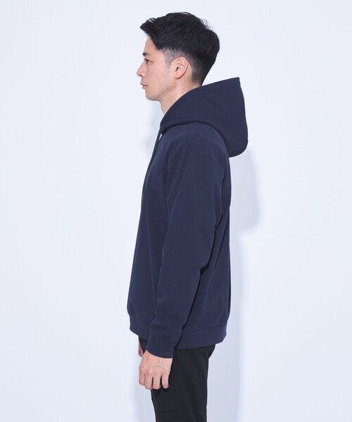 green label relaxing（グリーンレーベルリラクシング）の「【WEB限定】JUST fit デイリー アムンゼン パーカー（パーカー・メンズ・ブラック/ネイビー/ダークグレー・S/M/L/XL）」の8枚目の写真