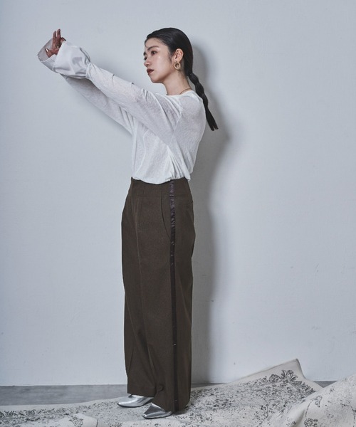 tarin arin(タリンアリン)の「【150㎝前後の小柄さんサイズ】ラッフルスリーブシアーTシャツ(Tシャツ/カットソー・レディース・チャコールグレー/ホワイト・S/M)」の9枚目の写真