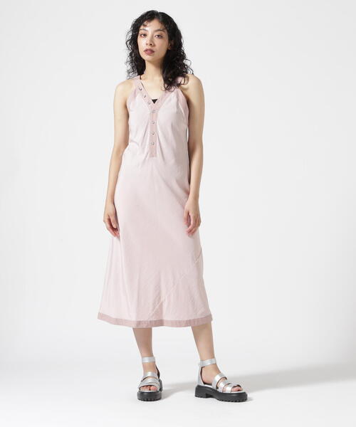 VOLTAGE CONTROL FILTER(ヴォルテージコントロールフィルター)の「VOLTAGE CONTROL FILTER/ヴォルテージコントロールフィルター/BIAS CAMISOLE DRESS(ワンピース・レディース・ブラック/ピンク・F)」の8枚目の写真