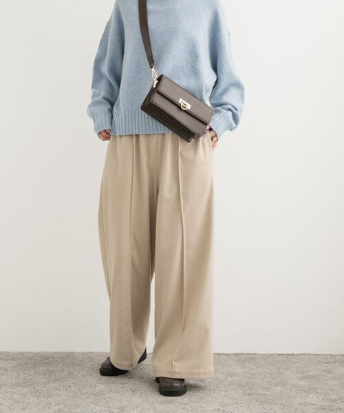 URBAN RESEARCH DOORS(アーバンリサーチドアーズ)の「ヘリンボーンピンタックイージーパンツ(その他パンツ・レディース・チャコールグレー/ベージュ・MEDIUM)」の3枚目の写真