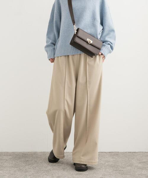 URBAN RESEARCH DOORS(アーバンリサーチドアーズ)の「ヘリンボーンピンタックイージーパンツ(その他パンツ・レディース・チャコールグレー/ベージュ・MEDIUM)」の4枚目の写真