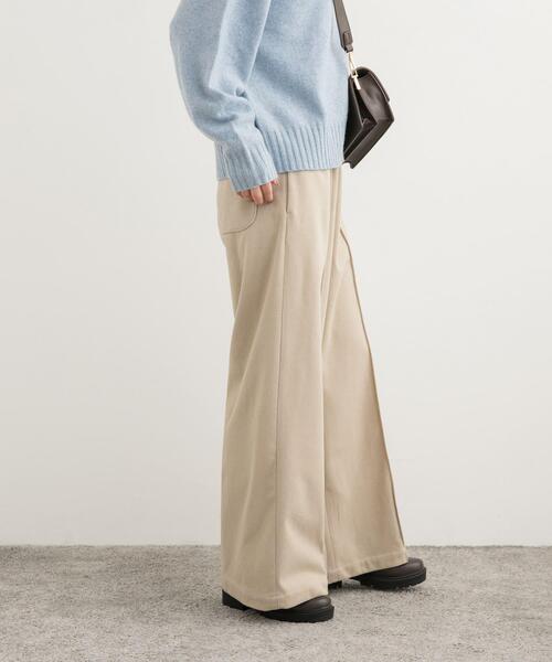 URBAN RESEARCH DOORS(アーバンリサーチドアーズ)の「ヘリンボーンピンタックイージーパンツ(その他パンツ・レディース・チャコールグレー/ベージュ・MEDIUM)」の11枚目の写真