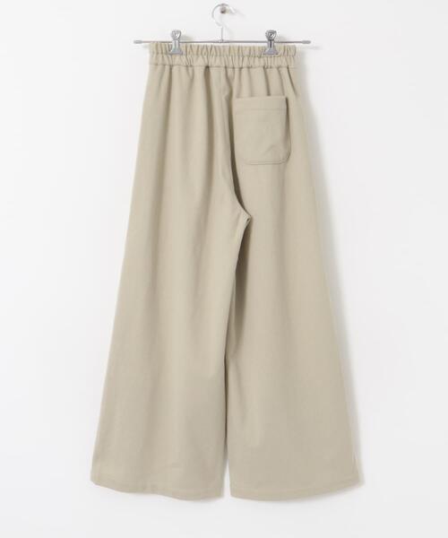 URBAN RESEARCH DOORS(アーバンリサーチドアーズ)の「ヘリンボーンピンタックイージーパンツ(その他パンツ・レディース・チャコールグレー/ベージュ・MEDIUM)」の19枚目の写真