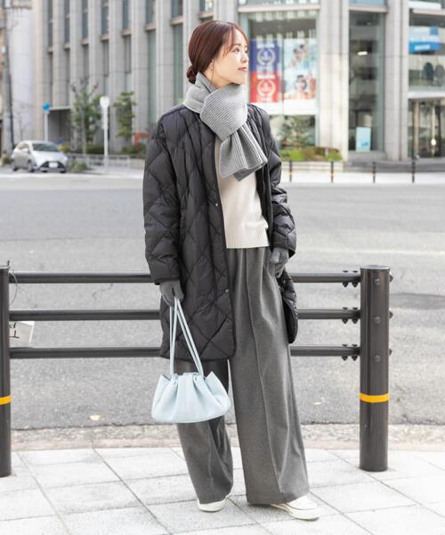 URBAN RESEARCH DOORS（アーバンリサーチドアーズ）の「ヘリンボーンピンタックイージーパンツ（その他パンツ・レディース・チャコールグレー/ベージュ・MEDIUM）」の17枚目の写真