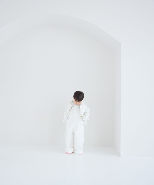 LOWRYS FARM（ローリーズファーム）の「デニムオーバーオール　260004（サロペット/オーバーオール・キッズ・オフホワイト/ネイビー・110cm/120cm/130cm/140cm/150cm）」の3枚目の写真