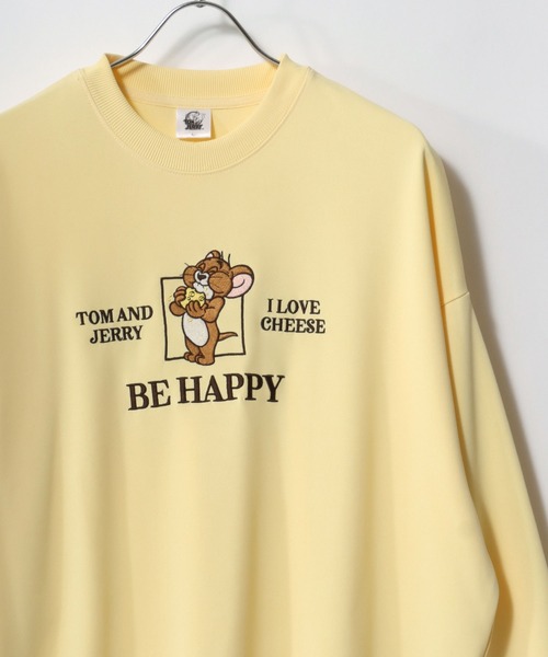 Tom&Jerry(トムアンドジェリー)の「Tom and Jerry/トムとジェリー オーバーサイズ ワンポイント刺繍 バックプリント スウェットトレーナー(スウェット・レディース・ブラック/オフホワイト/ダークブラウン/イエロー・L/M)」の4枚目の写真