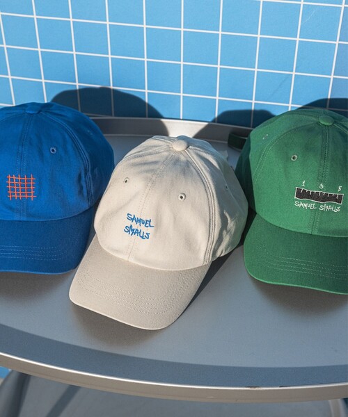 bpr BEAMS（ビーピーアール ビームス ）の「【別注】SAMUEL SMALLS / CAP（キャップ・レディース・ベージュ/グリーン/ブルー・ONE SIZE）」の2枚目の写真