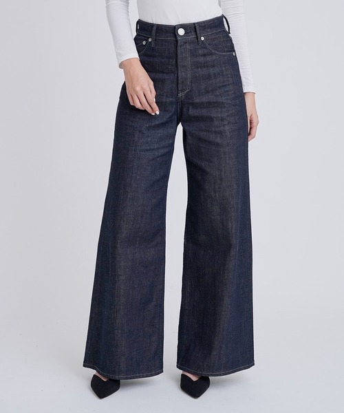 YANUK(ヤヌーク)の「ワイドフレア(デニムパンツ・レディース・インディゴブルー・27inch/26inch/25inch/24inch/23inch/22inch/21inch)」の11枚目の写真