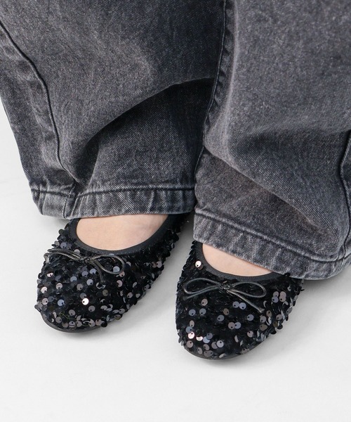 LibertyDoll（リバティードール）の「スパンコール ラウンドトゥフラットバレエシューズ（バレエシューズ・レディース・ブラック系1/シルバー系1・3L/LL/L/M/S/SS）」の5枚目の写真