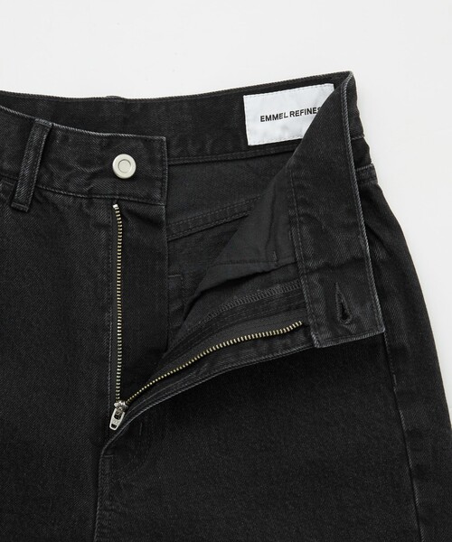 EMMEL REFINES(エメルリファインズ)の「<EMMEL REFINES>EM カットオフ スキニー デニムパンツ(デニムパンツ・レディース・ライトブルー/ブラック・XS/S/M)」の12枚目の写真