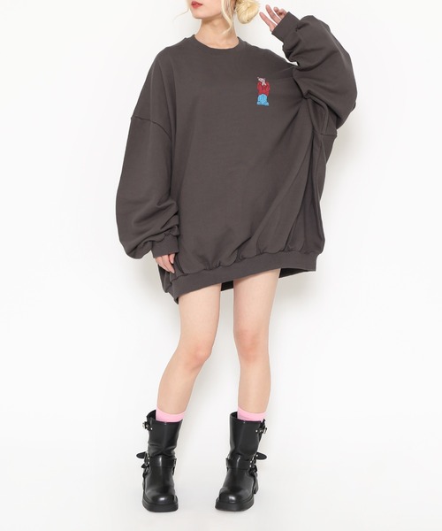 PUNYUS（プニュズ）の「PUNYUS 十週年ビッグスウェット（スウェット・レディース・スミクロ/オートミール/パープル・3/4）」の21枚目の写真