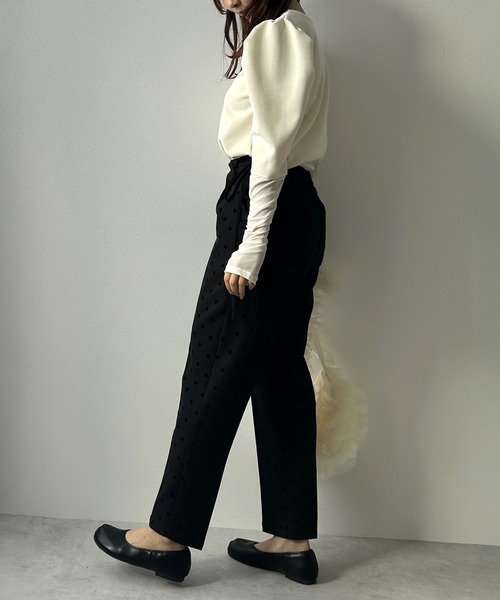rectangle(レクタングル)の「リブパワショルシアー袖トップス(Tシャツ/カットソー・レディース・ブラック/オフホワイト・FREE)」の6枚目の写真