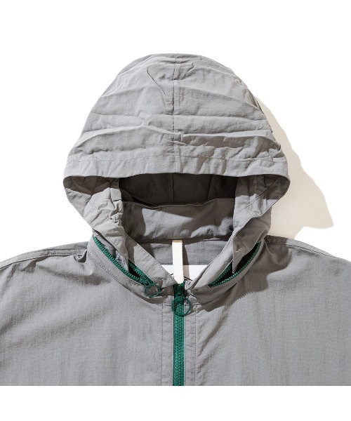 UMBRO NYLON PULL OVER JACKET（アンブロ ナイロン プルオーバー