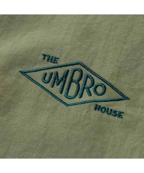 UMBRO(アンブロ)の「UMBRO NYLON PULL OVER JACKET(アンブロ ナイロン プルオーバー ジャケット)(ナイロンジャケット・メンズ・グレー/グリーン/ネイビー・LARGE)」の12枚目の写真