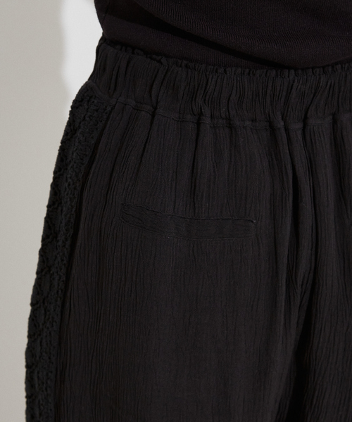 NOMINE(ノミネ)の「【WEB限定】コットン レース パンツ(その他パンツ・レディース・ブラック/オフホワイト・フリー)」の17枚目の写真