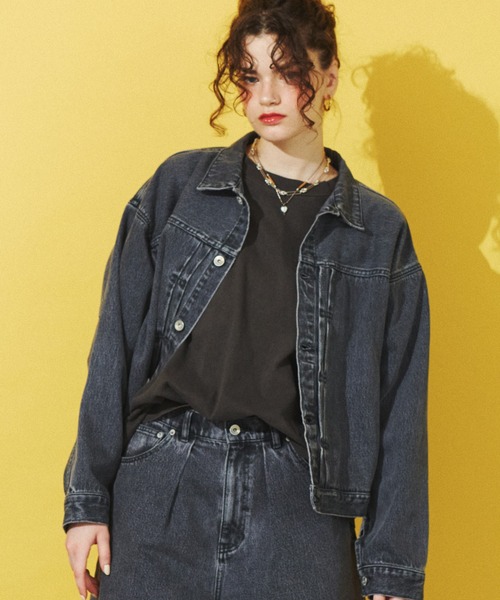 ROSE BUD（ローズバッド）の「(GENE HEAVENS)タックスリーブデニムジャケット（デニムジャケット・レディース・ブラック/ブルー・ONE SIZE）」の2枚目の写真