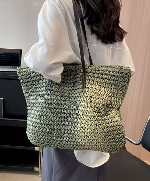 florist(フローリスト)の「【A4収納可・軽い◎】レザーライクハンドルかご編みバッグ(かごバッグ・レディース・ライトブラウン/アイボリー/グリーン/モカ・FREE)」の4枚目の写真