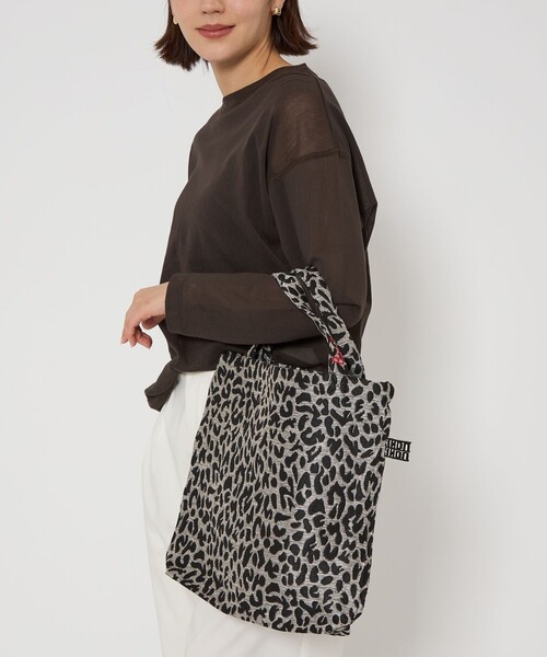 BINDU（ビンドゥー）の「＜BINDU＞ジャカード バッグ（ショルダーバッグ・レディース・ブラック/ライトグレー/ダークグレー・FREE）」の6枚目の写真