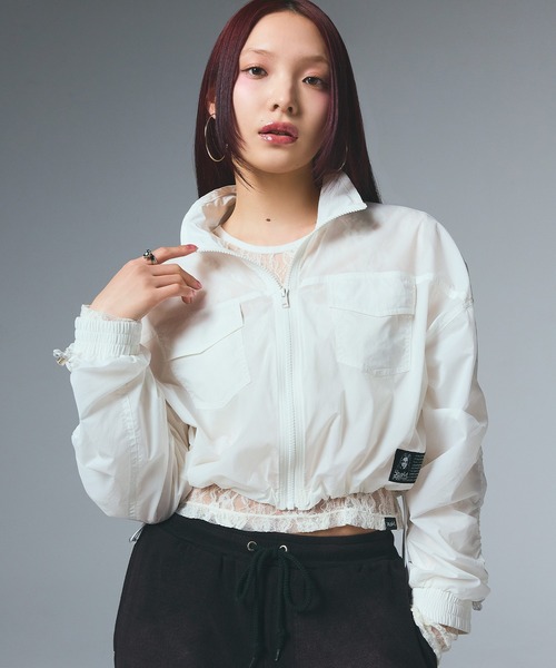 X-girl（エックスガール）の「LACE L/S TOP（Tシャツ/カットソー・レディース・ホワイト/ブラック・S/M）」の11枚目の写真