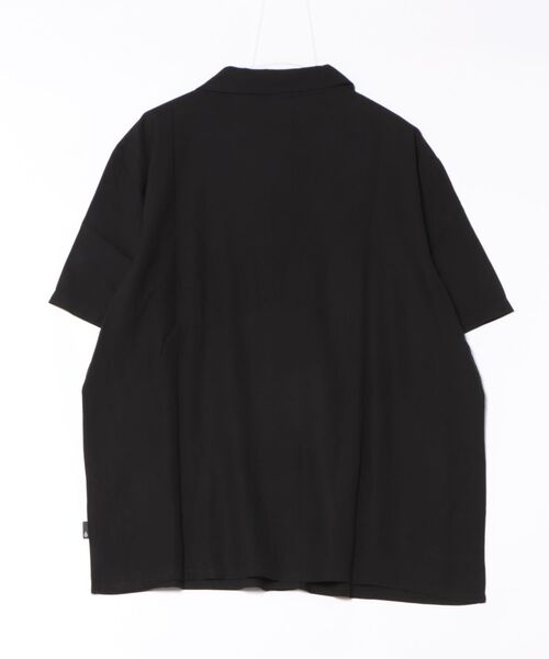 VOLCOM（ボルコム）の「VOLCOM/ボルコム 半袖シャツ ボクシーフィット  A0412516（シャツ/ブラウス・メンズ・ブラック・M/L/XL）」の2枚目の写真