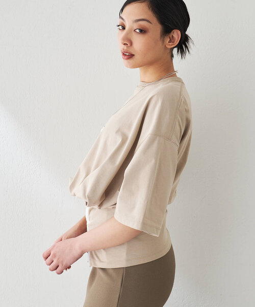 Whim Gazette(ウィムガゼット)の「2wayホックTシャツ(Tシャツ/カットソー・レディース・オフホワイト/ベージュ・FREE)」の8枚目の写真