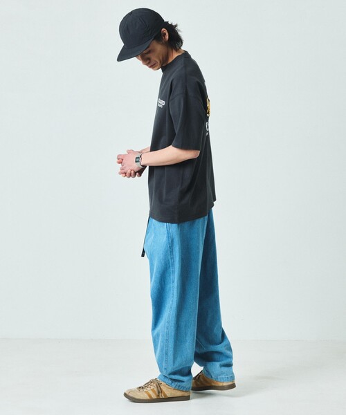 FREAK'S STORE（フリークスストア）の「限定展開 リラックスフィット バックデザイン刺繍 クルーネック Tシャツ / TIGER（Tシャツ/カットソー・メンズ・ネイビー/ホワイト/ブラック/グレイッシュベージュ・SMALL/MEDIUM/LARGE）」の8枚目の写真