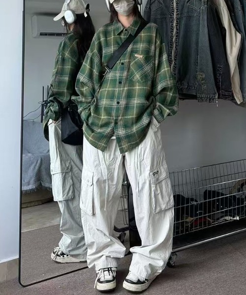 FreeZone(フリーゾーン)の「オーバーサイズ チェックシャツ(シャツ/ブラウス・レディース・ブルー/グリーン・F)」の6枚目の写真