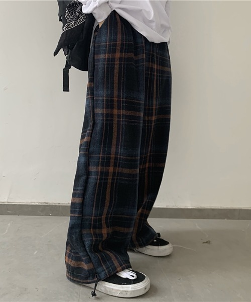 WARAIJOGO（ワライジョウゴ）の「【WARAIJOGO】チェック柄ルーズワイドレッグパンツ(NEZ)（その他パンツ・メンズ・ブルー/オレンジ・LARGE）」の4枚目の写真