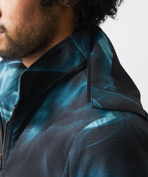 MICHEL KLEIN HOMME (ミッシェルクランオム)の「スモーク柄メッシュパーカーブルゾン(ブルゾン・メンズ・ブラック・MEDIUM/LARGE/X-LARGE)」の3枚目の写真