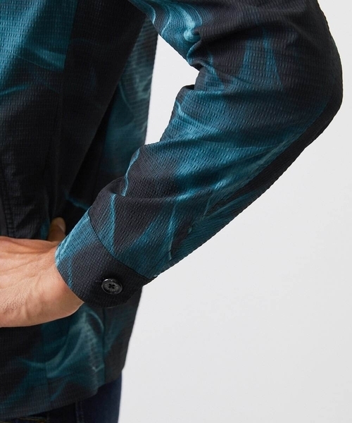 MICHEL KLEIN HOMME (ミッシェルクランオム)の「スモーク柄メッシュパーカーブルゾン(ブルゾン・メンズ・ブラック・MEDIUM/LARGE/X-LARGE)」の4枚目の写真