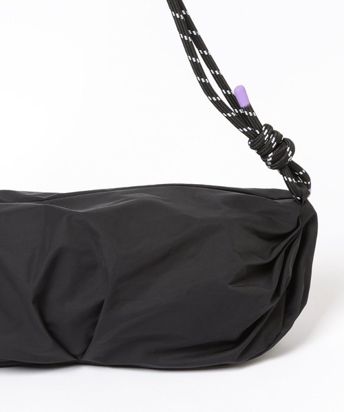 HEREIAM（ヘレイアム）の「【HEREIAM】スポーティーZIP BAG（ショルダーバッグ・レディース・カーキ/ブラック/レオパード/カモフラージュ・FREE）」の15枚目の写真