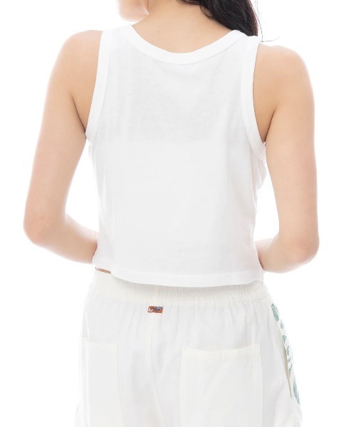 RVCA（ルーカ）の「RVCA レディース 【LAURYN ALVAREZ】 LAURYN FLOW TANK タンクトップ 【2025年春夏モデル】/ルーカショート丈タンクトップ（タンクトップ・レディース・ホワイト・LARGE/MEDIUM/SMALL）」の2枚目の写真