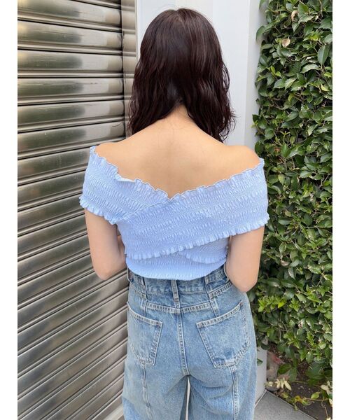 MURUA（ムルーア）の「シャーリングオフショルブラウス（シャツ/ブラウス・レディース・ホワイト/ブラック/ブルー・FREE）」の10枚目の写真