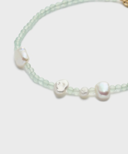 NOJESS（ノジェス）の「ゴールドマルチストーンブレスレット（ブレスレット・レディース・グリーン系その他・フリー）」の2枚目の写真