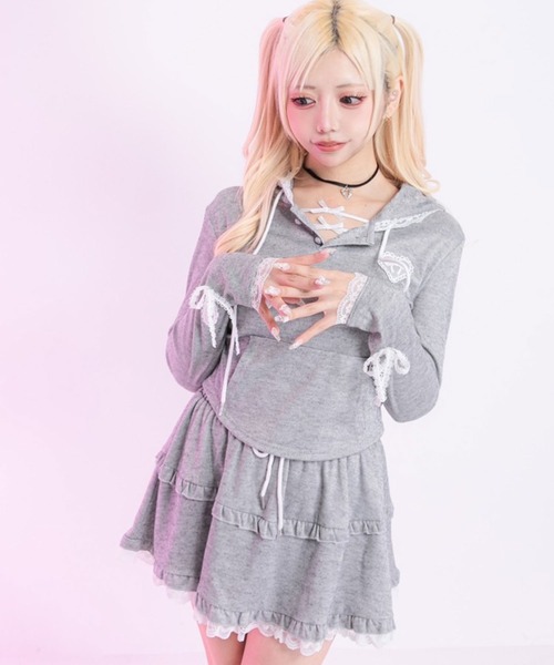 Diable baiser(ディアブルベーゼ)の「リボンデザインパット入りキャミトップス(キャミソール・レディース・ブラック/ホワイト・3L/LL/LARGE/MEDIUM/SMALL)」の18枚目の写真