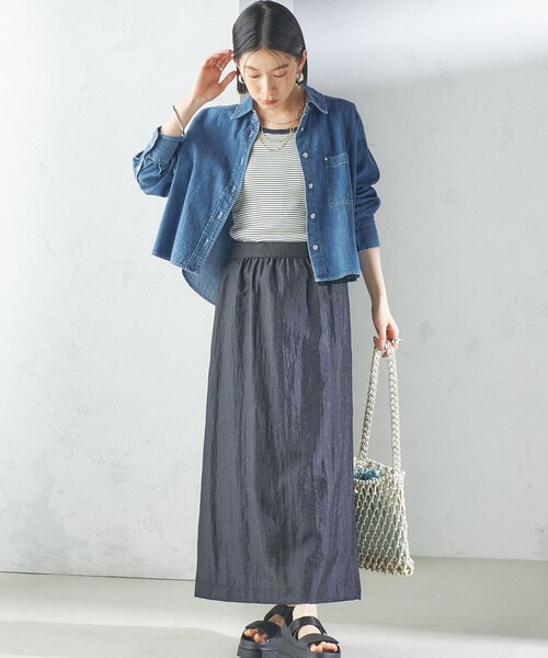 SHIPS（シップス）の「〈洗濯機可能〉ショート丈 デニム シャツ 2（シャツ/ブラウス・レディース・ブルー/ライトブルー・ONE SIZE）」の8枚目の写真