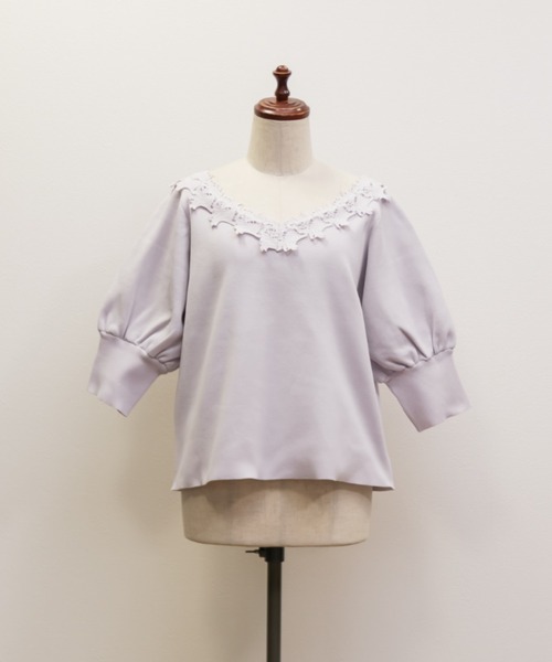 CLETTE(クレット)の「レース使い6分袖ニット(ニット/セーター・レディース・ラベンダー/ブラック/アイボリー・4L/3L/LL)」の6枚目の写真