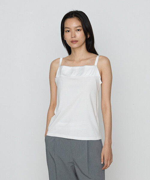 COMME CA(コムサ)の「アルビ二スタスムース キャミソール(キャミソール・レディース・ホワイト/ブラック/ダークブラウン/ライトグレー・9号/11号)」の1枚目の写真