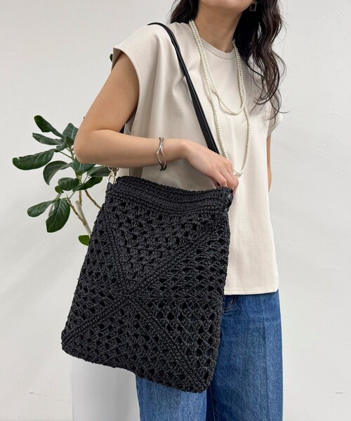 fredy emue（フレディエミュ）の「異素材ハンドルペーパートート＆ショルダーバッグ（かごバッグ・レディース・ブラック/ベージュ・FREE）」の21枚目の写真