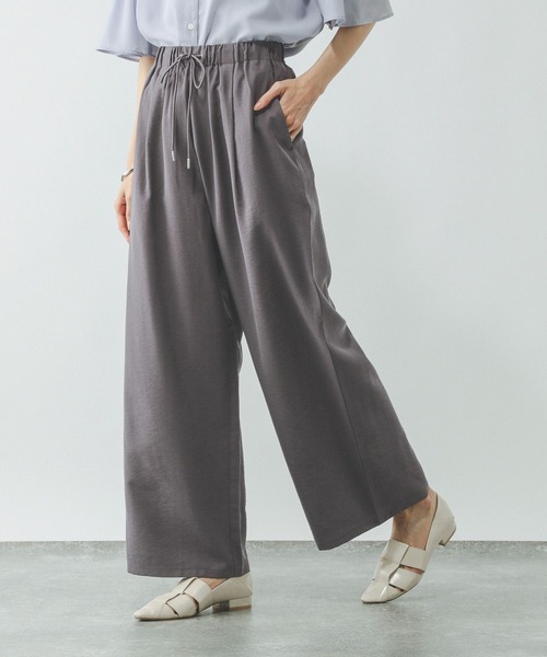 GLOBAL WORK（グローバルワーク）の「エアかるイージーワイドパンツ/323280（その他パンツ・レディース・ブラック/グレイッシュベージュ/グレー/イエロー/スミクロ/ブラウン/ネイビー・LARGE/SMALL/MEDIUM/X-SMALL）」の4枚目の写真