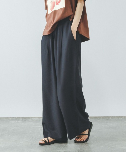 GLOBAL WORK（グローバルワーク）の「エアかるイージーワイドパンツ