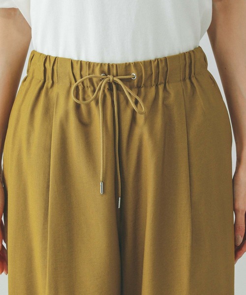 GLOBAL WORK（グローバルワーク）の「エアかるイージーワイドパンツ/323280（その他パンツ・レディース・ブラック/グレイッシュベージュ/グレー/イエロー/スミクロ/ブラウン/ネイビー・LARGE/SMALL/MEDIUM/X-SMALL）」の14枚目の写真