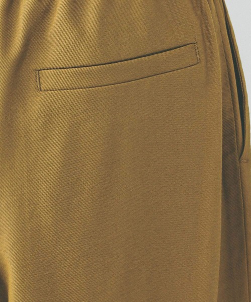 GLOBAL WORK（グローバルワーク）の「エアかるイージーワイドパンツ/323280（その他パンツ・レディース・ブラック/グレイッシュベージュ/グレー/イエロー/スミクロ/ブラウン/ネイビー・LARGE/SMALL/MEDIUM/X-SMALL）」の16枚目の写真