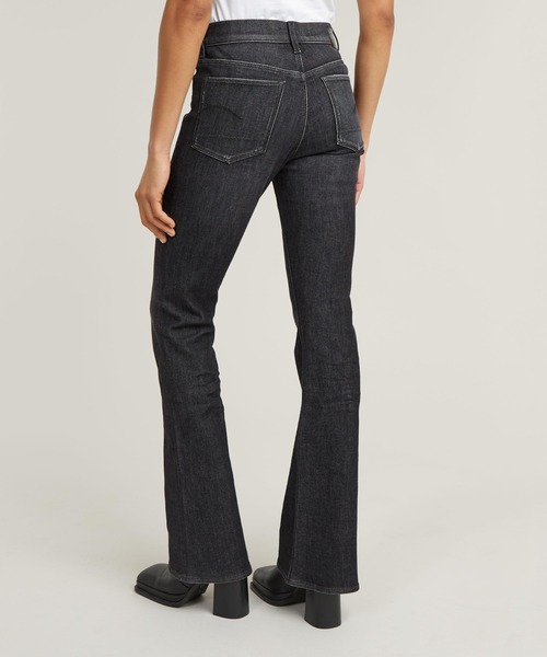 G-STAR（ジースター）の「3301 FLARE JEANS/ヴィンテージライクフレアスキニージーンズ/L28（デニムパンツ・レディース・ブラック・23inch/25inch/26inch/27inch/24inch）」の2枚目の写真