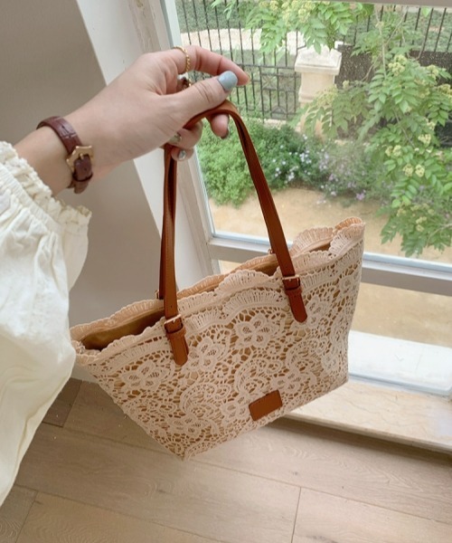 gossip!ロサンゼルス(ゴシップロサンゼルス)の「レトロガーリー レーストートバッグ(トートバッグ・レディース・ベージュ/ホワイト・FREE)」の8枚目の写真