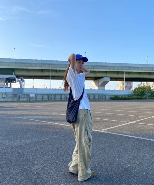 UNDERSTATEMENTs（アンダーステイトメント）の「【ユニセックス】ポケッタブルショルダーバッグ/リップストップ（ショルダーバッグ・メンズ・ブラック/マスタード・FREE）」の2枚目の写真